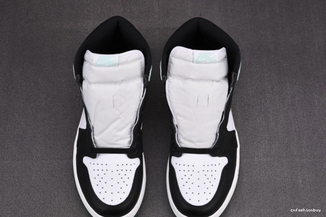 High 861428-100 Retro Jordan Igloo 1 1121